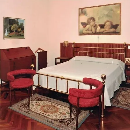 La Perla 3*