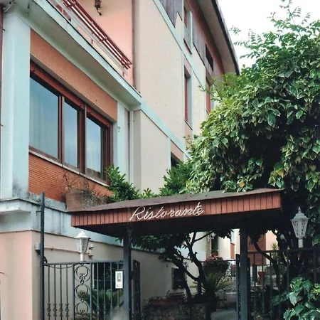 La Perla Hotel 3*